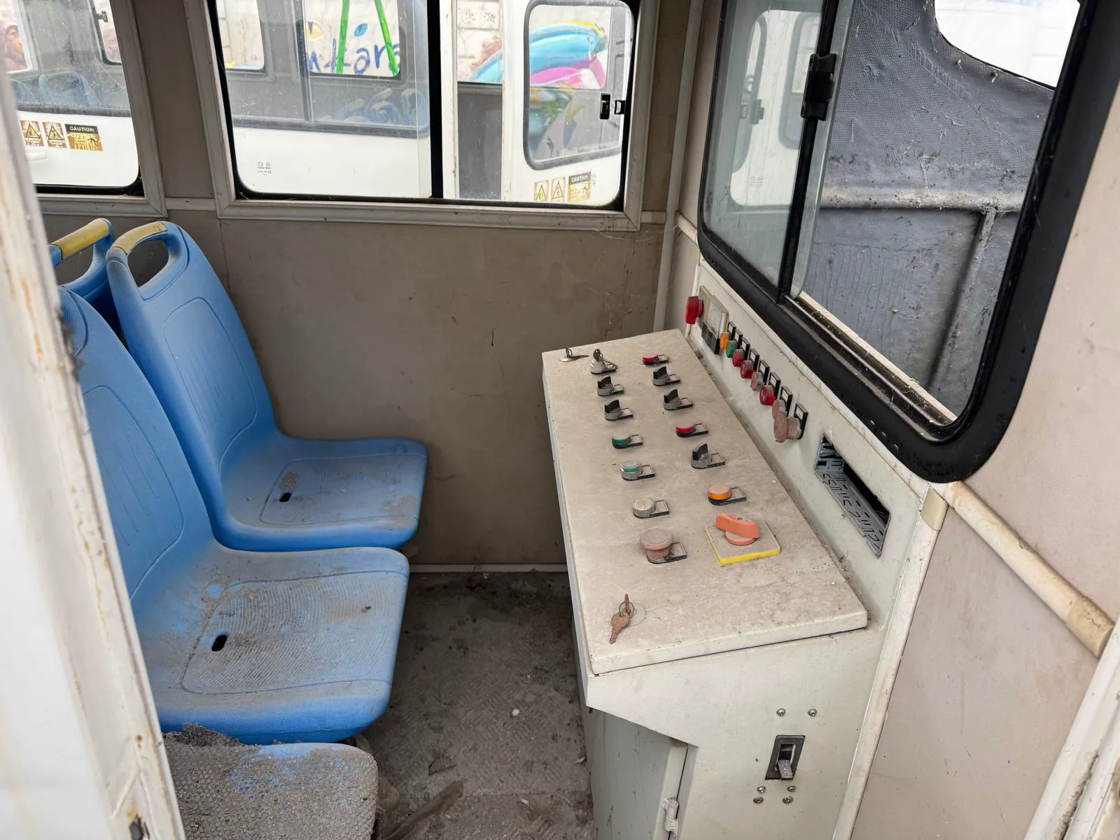 Driver seat identical to passenger seats